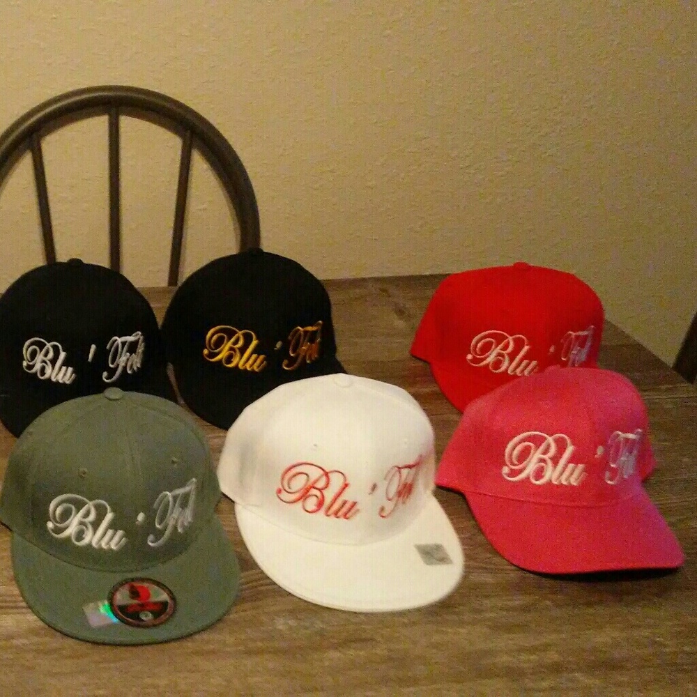 Last few fitted 6 panel caps